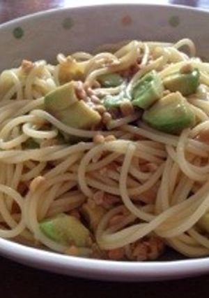 アボカド納豆パスタ-レシピのメイン写真
