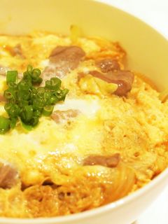 簡単お手軽ランチにも♪牛卵とじ丼-レシピのメイン写真