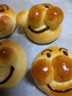 ファミマ】凄まじい破壊力！あんこの量がバグってる「ずっしり塩