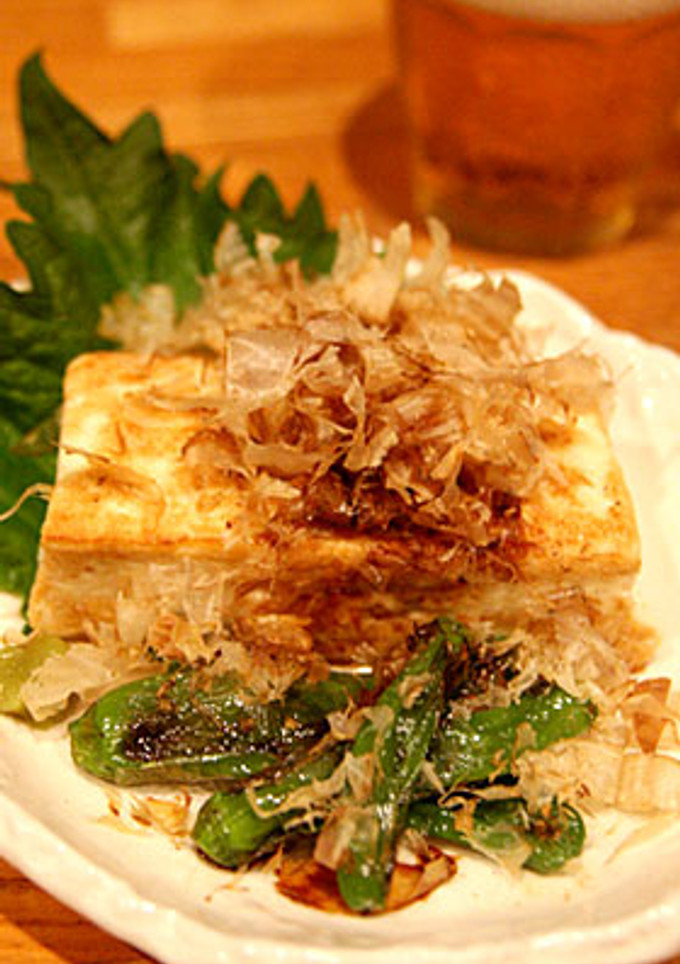 焼き豆腐を醤油とわさびで。-レシピのメイン写真