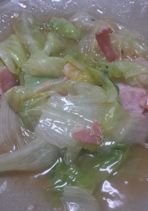 5分で1品♪レタスとベーコンの七味炒め-レシピのメイン写真
