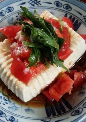 簡単♡塩麹和えトマトのやみつき冷奴-レシピのメイン写真