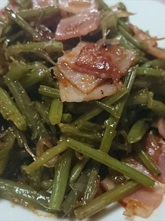 ミズ(ウワバミソウ)とベーコンの油炒め煮-レシピのメイン写真