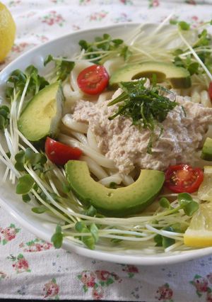 塩麹レモンツナマヨソースで❀サラダうどん-レシピのメイン写真