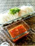 トマトのつけだれでトマトそうめん♪
