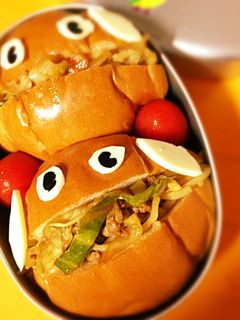 焼きそばパン(焼きそばドック)-レシピのメイン写真