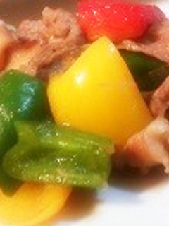 豚こま肉とカラフルピーマンの炒め物-レシピのメイン写真