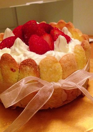 初めてのイチゴムースシャルロット！-レシピのメイン写真