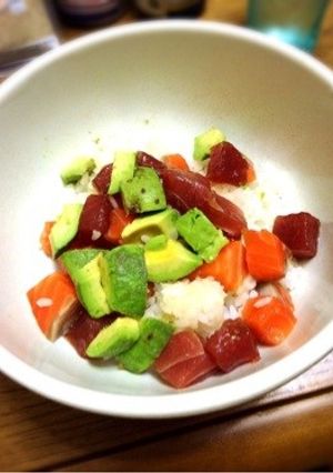 まぐろアボカド丼-レシピのメイン写真
