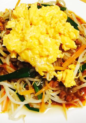 簡単!250円肉好き旦那も喜ぶもやし炒め-レシピのメイン写真