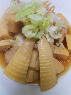 鶏もも肉と水煮タケノコの煮物-レシピのメイン写真