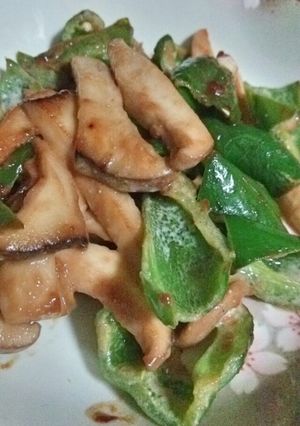 ｴﾘﾝｷﾞとﾋﾟｰﾏﾝの味噌ﾏﾖ炒め-レシピのメイン写真