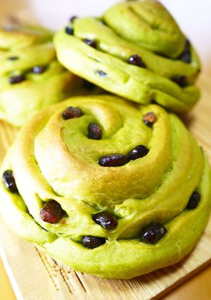 【菓子パン】甘納豆入り★抹茶うずまきパン-レシピのメイン写真