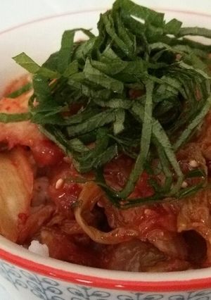 ランチにもおすすめ！マグロキムチ丼-レシピのメイン写真