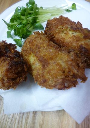 リメイク・赤のポテトサラダでコロッケ-レシピのメイン写真