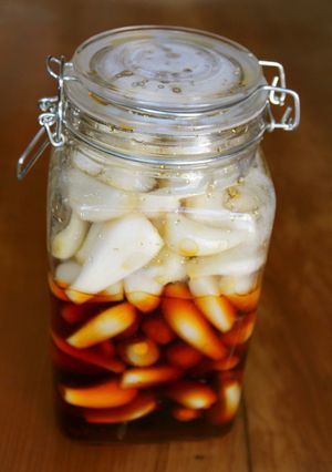 ラッキョウの醤油漬け-レシピのメイン写真