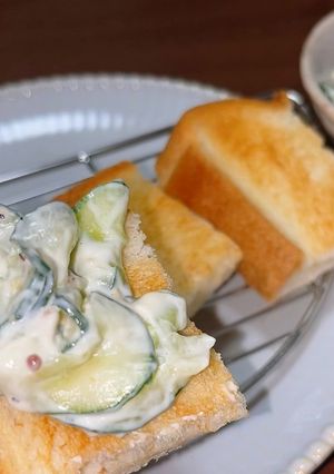 きゅうりとクリームチーズのトースト-レシピのメイン写真