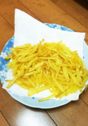 サッカー観戦にピッタリ！カリカリポテト-レシピのメイン写真