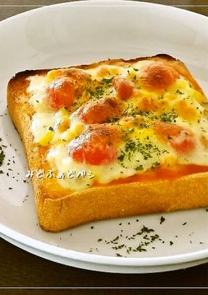 海老とコーンのご馳走チーズトースト-レシピのメイン写真