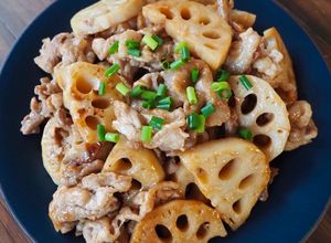 ワンパン！豚こまとレンコンの甘酢炒め-レシピのメイン写真