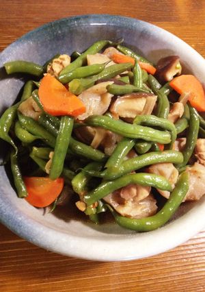 旬☆インゲン豆と鶏肉とこんにゃくの煮物-レシピのメイン写真