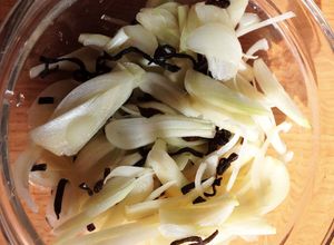 簡単！ 生らっきょうの塩昆布あえ-レシピのメイン写真