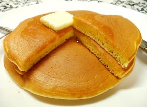 ＢＰなしでもふわふわホットケーキ-レシピのメイン写真