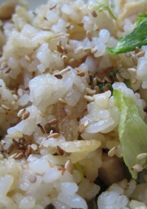 蒸し鶏とレタスの梅風味チャーハン-レシピのメイン写真