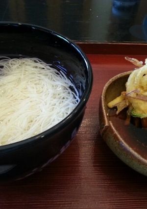 簡単ピーマンのカラフルかき揚げ素麺-レシピのメイン写真