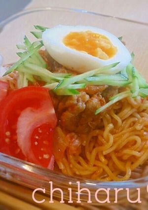 混ぜるだけ♥豚キムチ乗っけ♥本格ビビン麺-レシピのメイン写真