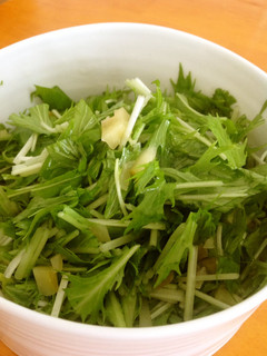 ぬか漬けと水菜のサラダ-レシピのメイン写真