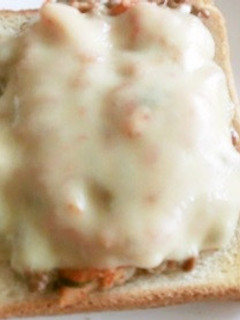 納豆キムチーズトースト-レシピのメイン写真