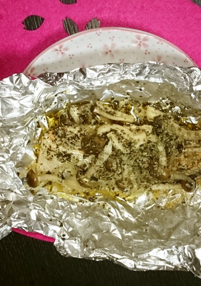 ＊サーモン(鮭)のバター蒸し＊-レシピのメイン写真