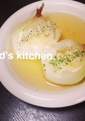 まるごと玉ねぎのオニオングラタンスープ-レシピのメイン写真