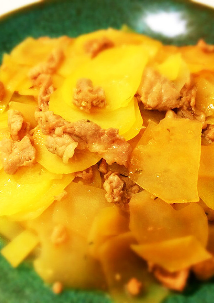 簡単☆豚肉とじゃがいもの麺つゆ炒め-レシピのメイン写真