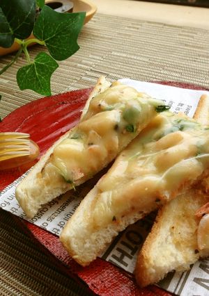 簡単朝食orおつまみ✿桜エビ和風トースト-レシピのメイン写真