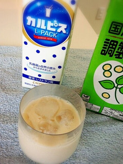 夏はコレ!豆乳カルピス♬。•-レシピのメイン写真