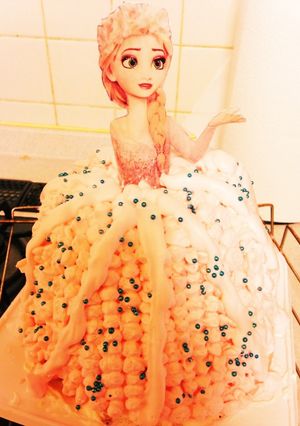 元祖!アナと雪の女王ケーキドールケーキ-レシピのメイン写真