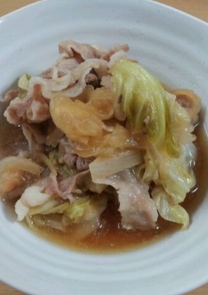 簡単　新玉ねぎと春キャベツの肉じゃが風-レシピのメイン写真