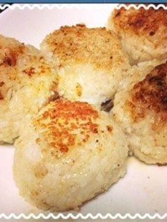 ダシダで絶品焼きおにぎり♪-レシピのメイン写真