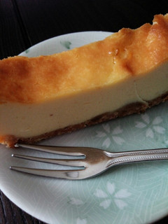 《混ぜて焼くだけ簡単》濃厚チーズケーキ-レシピのメイン写真