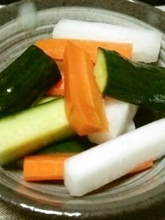 3色野菜☆即席ピクルス-レシピのメイン写真