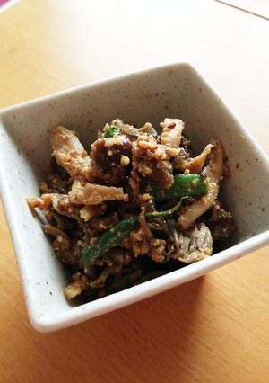 キノコとインゲンの胡麻みそ和え-レシピのメイン写真