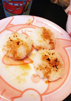 おもちおにぎり-レシピのメイン写真