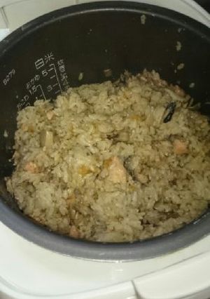 鮭の味噌風味炊き込みご飯-レシピのメイン写真
