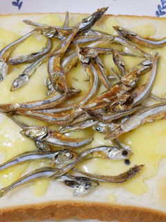煮干しとチーズのトースト-レシピのメイン写真