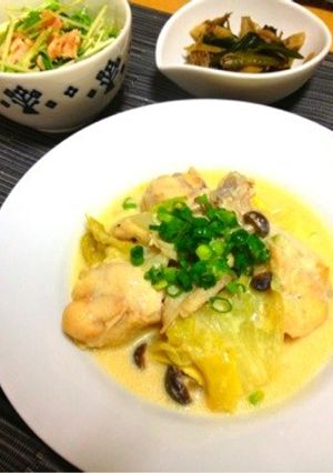 手羽元とキャベツの豆乳味噌煮込みスープ-レシピのメイン写真