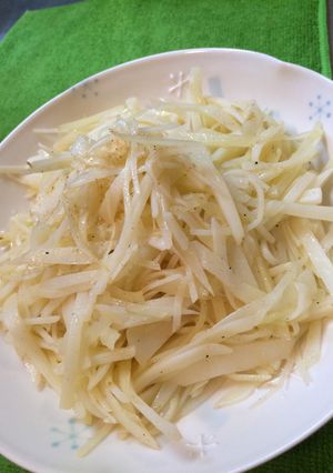 細切りジャガイモのバター炒め-レシピのメイン写真