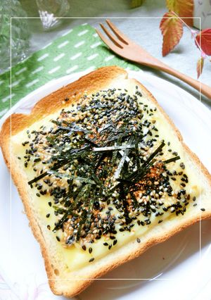 海苔×胡麻たっぷり♡チーズトースト-レシピのメイン写真