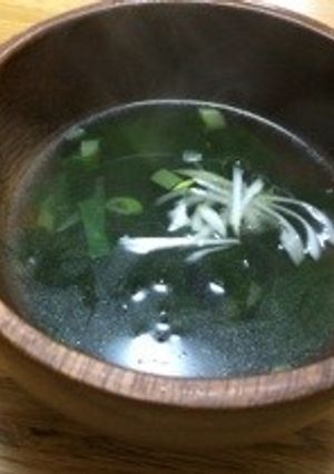 ネギとワカメの中華風スープ-レシピのメイン写真